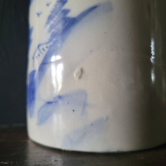 Large Vintage Chinese Brush Pot, Blue and White Chinoiserie Brush Pot 5.5 Inches - Picture 4 of 6